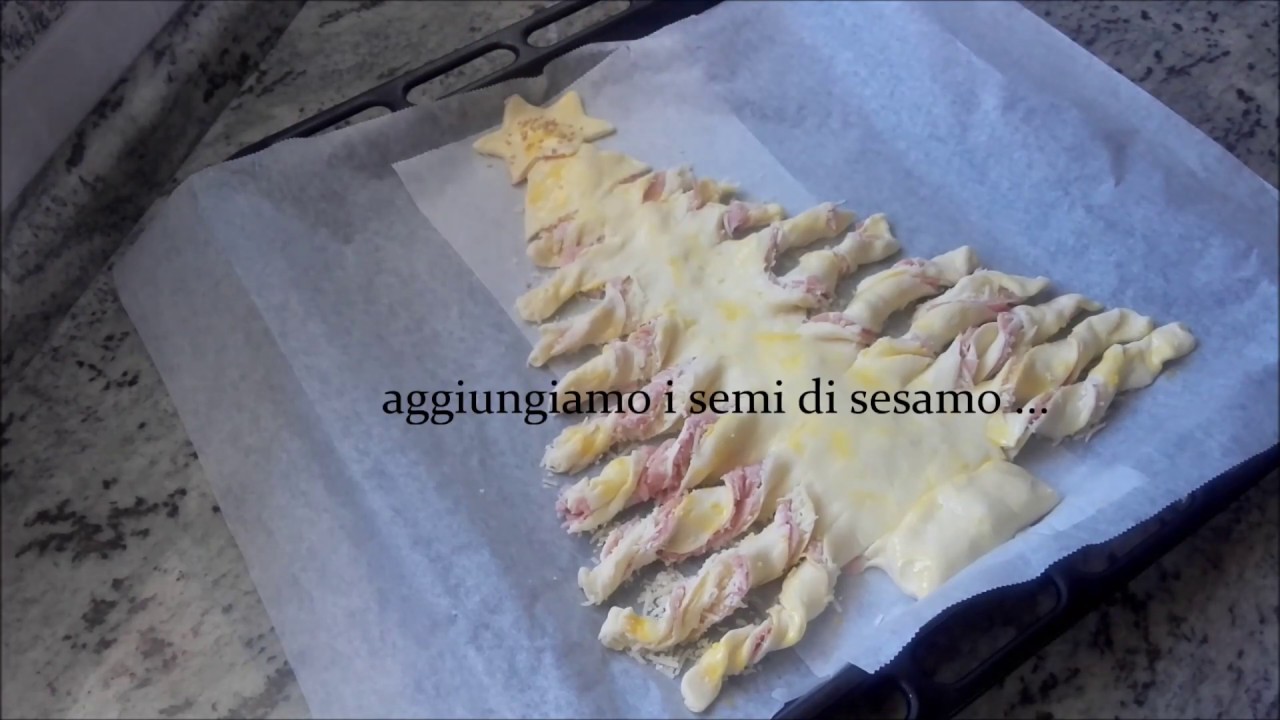 Watch Now Albero di Natale salato Albero di Natale salato