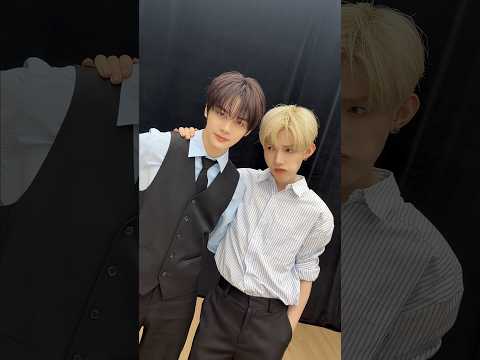 𝑭𝒓𝒆𝒏𝒄𝒉 𝑲𝒊𝒔𝒔𝒊𝒏𝒈 💋💋 #AND2BLE #앤더블 #AND2BLE_Attraction #AND2BLE_FrenchKissing