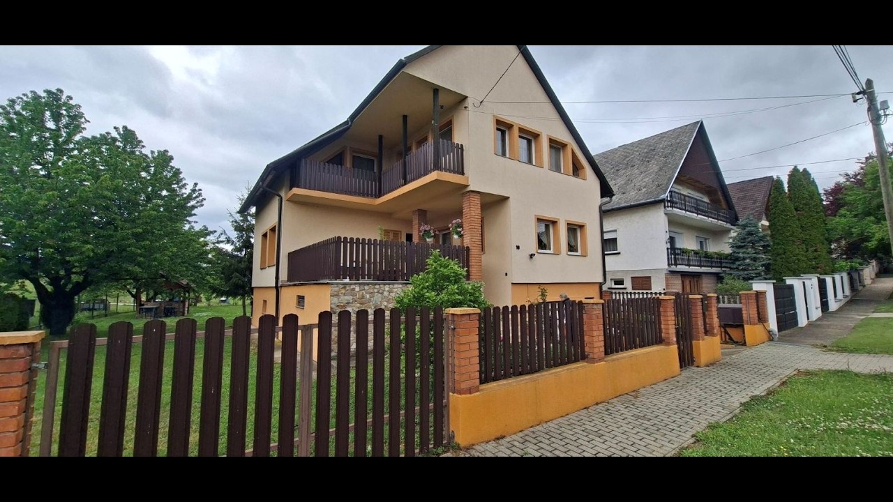 Eladó családi ház, Szendehely 3+2 szoba 170 m² 148.9 M Ft