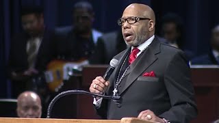Rev. Jasper Williams Jr. delivers eulogy at Aretha Franklin&#39;s funeral