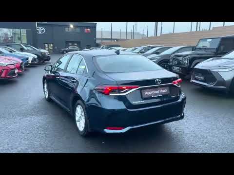 Toyota Corolla 1.8 Hybrid Luna 4dr - Image 2