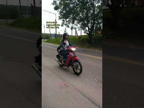 2026 02 26 Av Constitución, Tafí Viejo, Tucumán, Argentina #automobile #clouds #bus #road