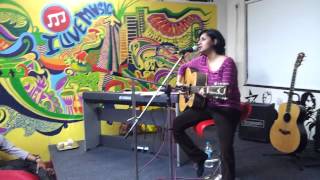 Nandini Srikar - Duaa (Unplugged) at Muziclub