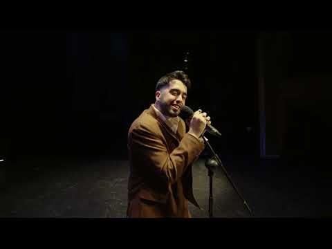 Chema Rivas - Un Momento (Videoclip Oficial)