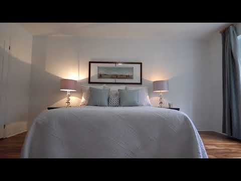 Home for sale at 5838 Tenth Line West, Mississauga L5M 6V3, ON