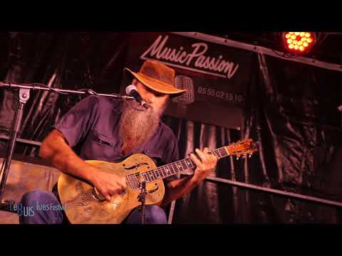 Hat Fitz and Cara "That's No Way To Get Along" Le Buis Blues Festival 2018