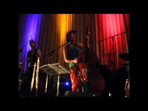 Jin Jim "Die Ankunft des Kaisers" live @ Jazz meets Rock