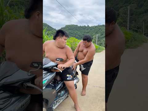 Surprise Motorcycle Prank 🏍️😂