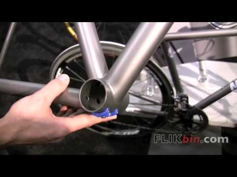 Interbike 2009 - MOOTS - Vamoots RSL, double-butted Titanium Frame, Road Bike Made in the USA