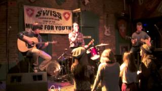 The Mystic Vines - Broken - Christmas Unplugged