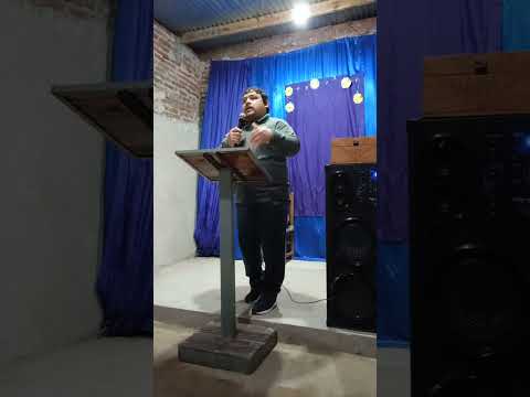 ANCIANO CARLITOS PREDICANDO EN LA IGLESIA EVANGELICA DIOS ES FIEL FONTANA CHACO 