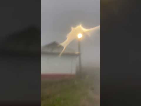 Nope, it’s not 6am in the morning, it’s 3PM in the afternoon at Amedzofe #ghana #africa