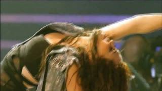 Hovering ft. Trace Cyrus [Live] Miley Cyrus - Wonder World Tour [DVD] HD