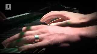 Ozark Henry - &#39;Sweet Instigator&#39; (live @ Radio Olympia)