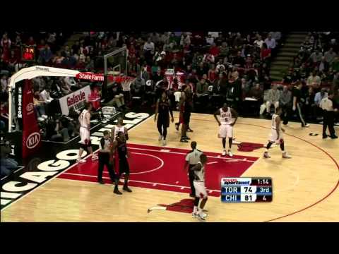 HD   Derrick Rose's Huge Block On James Johnson Vs Toronto Raptors   April 2nd 2011 720p