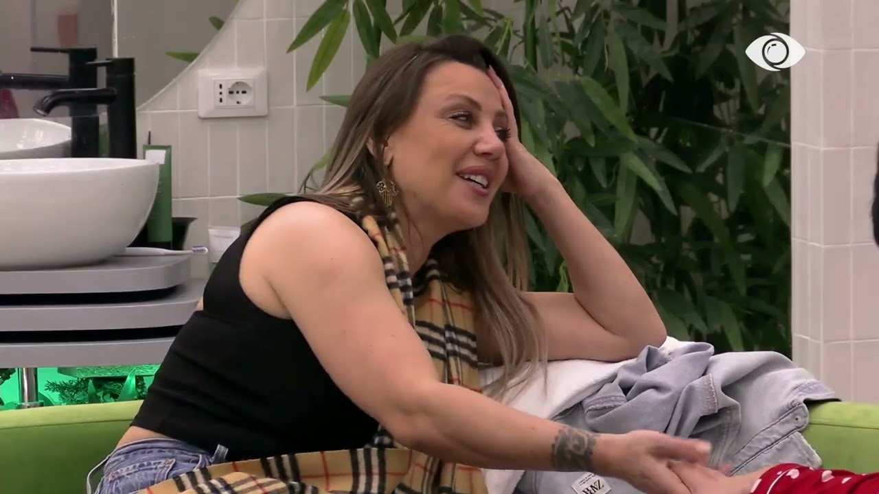 Ai të intimidon me atë shikim…/ Gerta bisedon me Amberin për Laertin