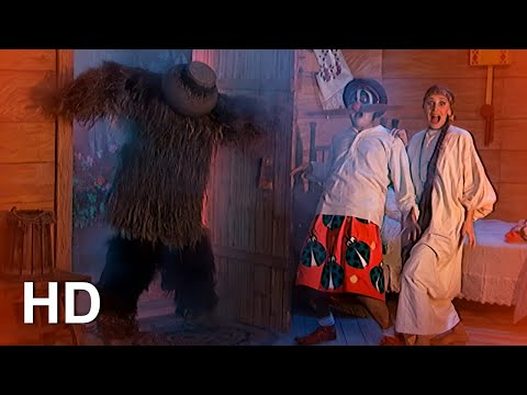 #ДеревняДураков. Пугалки / #FoolsVillage. Scarecrows (Official HD Video)