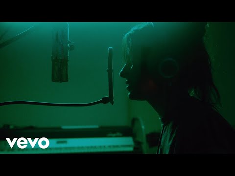 Kassi Ashton - Genie In A Bottle (Official Audio Video)