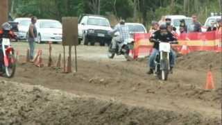 preview picture of video 'R1/CRF Drag Bike at North Queensland Dirt Drags, Sarina, QLD 2012'