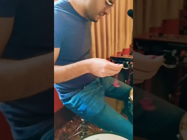 Vídeo relacionado con LOEFLIFA Sordina de Caja para Batería Amortiguación Metálica, Almohadilla Silenciosa Compacta para Práctica en Casa, Accesorio de Percusión para Control de Tono y Reducción de Ruido