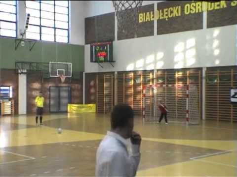 BIałe Orły 2002 - UWKS Legia Bemowo, Karne.wmv