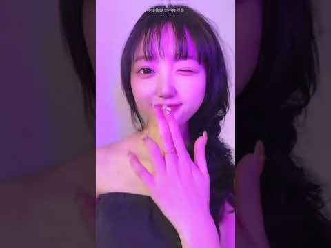 谁输了谁穿哈哈 #内容启发搜索 #办公室 #变身 #憋笑