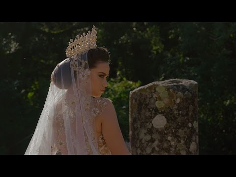 Frida Xhoi & Xhei - Sfilate 2017