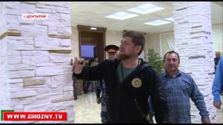 Рамзан Кадыров проинспектировал ход строительства школы в Центарое