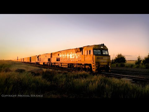 2PM5 Pacific National Container Freight Train (4/11/2021) - PoathTV Australian Railways