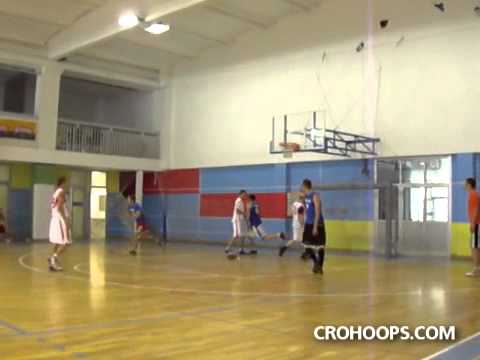 Davor Galic (Dugave HillBillies) Huge Slam Dunk in Transition vs. Slobostina 01.06.2013.