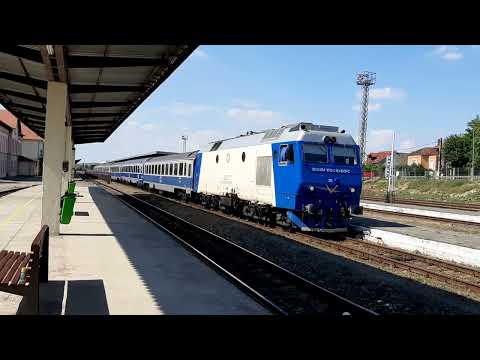 R 936 Oradea - Mangalia pleaca din statia de formare