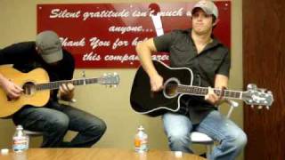 Easton Corbin sings &quot;I can&#39;t Love you Back&quot; live at KKNG Radio Oklahoma City