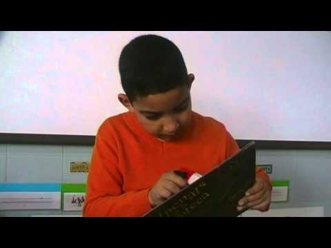 HAKIM RATPENATS A LA BIBLIOTECA