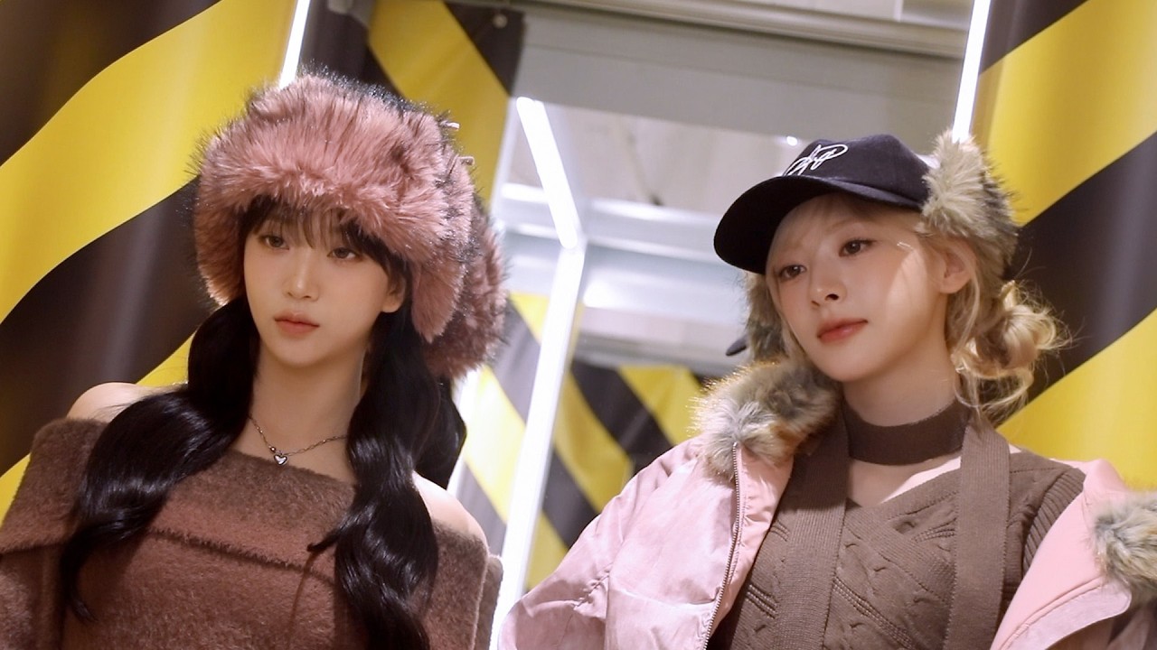 STAYC(ステイシー) Japan First Album 「STAY ALIVE」 Promotion Behind