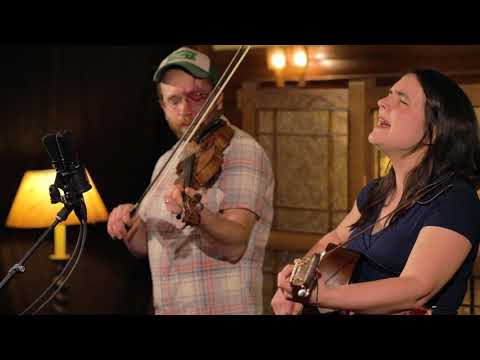 Jesse Milnes & Emily Miller - Close Up The Honky Tonks
