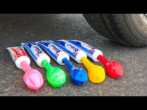 Aplastando Cosas Crujientes! Pasta de Dientes y Globos VS Rueda de Coche