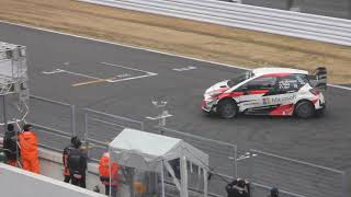 モータースポーツフェス鈴鹿サーキットTOYOTAヤリスWRCジャンプ2連続