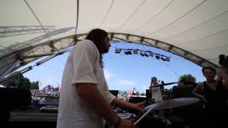 Julien Bracht playing Acheronian at Love Family Park 2013