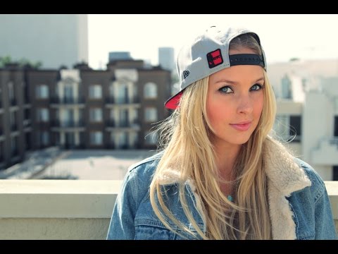 Dance Academy - Alicia Banit Homestory