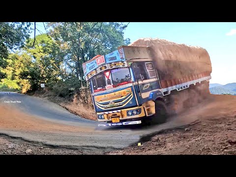 Ghat Road : Cars Crossing Heavy Loaded Truck 12 Tires Lorry Stopped on Ghat Roads U Turning