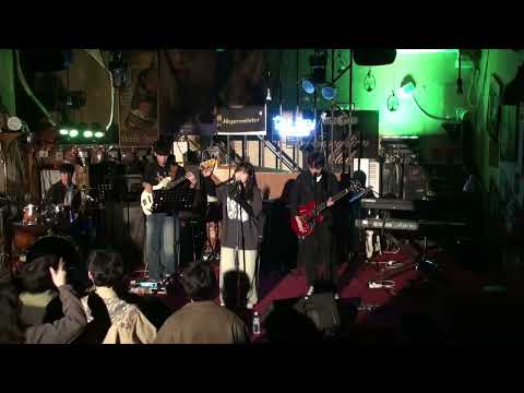 w.e.y.z – Intro + More Than Words (Live Video)