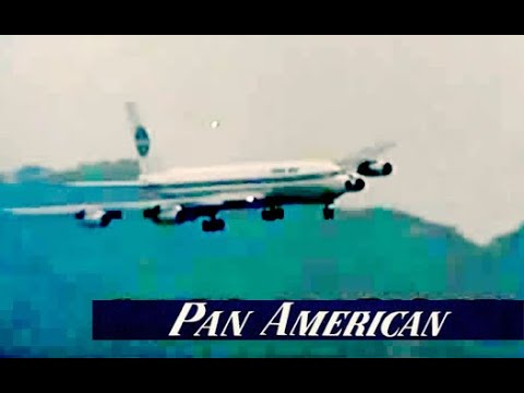 Pan Am Boeing 707 banks off the board arriving into Hong Kong Kaitak International Airport