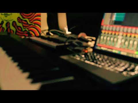 Trinity - Lo-Fi Instrumental Hip-Hop