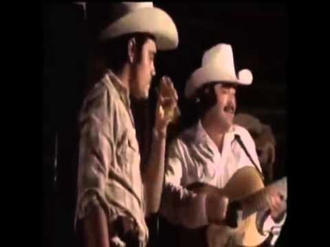 SERGIO VEGA-EL JEFE DE LAS PLAZAS