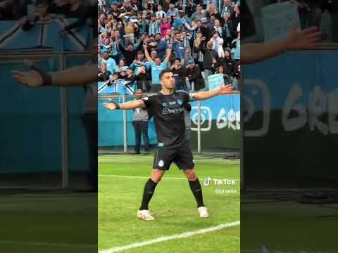 EL PISTOLERO! 🔫⚽️#Grêmio #futebol #gremiomaiordosul #gremiooficial  #edit #gremio #gremista #suarez