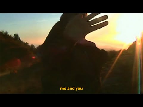 camoufly - Kaleidoscope (Me&U) [feat. Alexander Lewis]