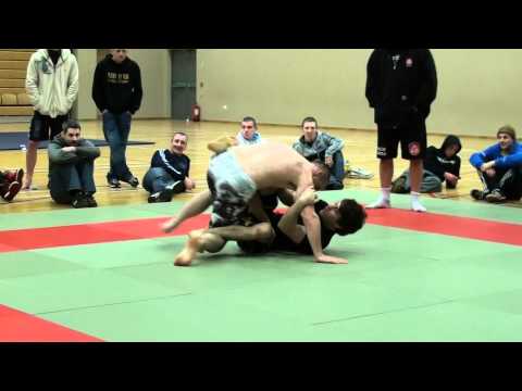 Submission #979 -  Joey Breslin vs Justin Doyle