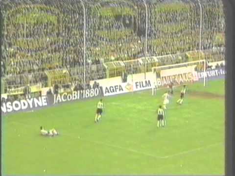 1993 (May 5) Dortmund (Germany) 1-Juventus (Italy) 3 (UEFA Cup)-final, 1st leg.mpg