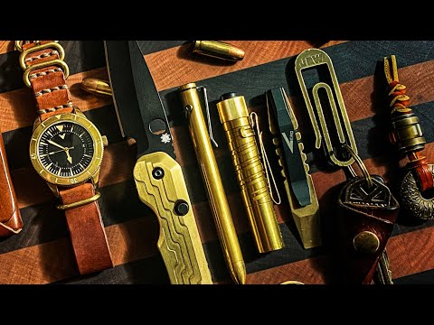 PERFECT Leather and Brass Everyday Carry | EDC Weekly
