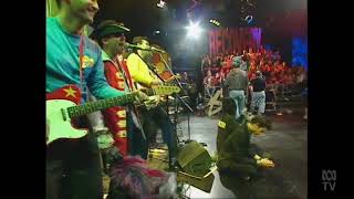 THE WIGGLES It&#39;s A Christmas Party, On The Good Ship Feathersword (Live On Recovery, 1998)